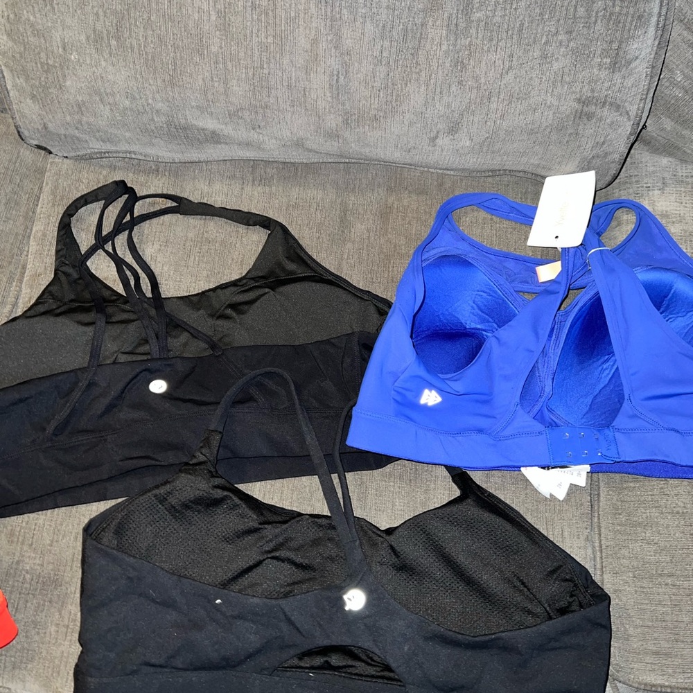 Sports Bras - Picture 7 of 9